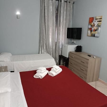 Affitti Only Sleep Bagno Privato Apartment Parma Exterior photo
